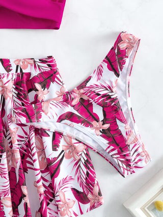 SHEIN Swim مجموعة بيكيني وتنورة شاطئية بطبعة استوائية، مكونة من 3 حزم، ومزودة بطباعة موشور شاطئي