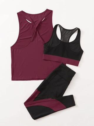 SHEIN Sport Studio مجموعة ملابس تمرين رياضي 3 قطع تشمل ملابس علوية ذو ظهر ملتوي وسروال بخصر واسع مع خاصية التهوية واللين للياقة البدنية والتمارين الرياضية للسيدات