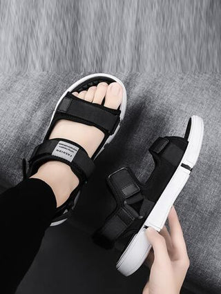 حذاء رجالي صيفي متنفس الهواء مضاد للانزلاق ومقاوم للتآكل للرياضة والقيادة والشاطئ والارتداء العادي