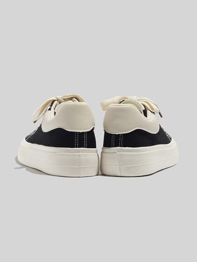 أحذية رياضية سوداء من القماش العادية للنساء، أحذية تزلج مسطحة قابلة للتنفس ومتعددة الاستخدامات براس مستدير للربيع والصيف