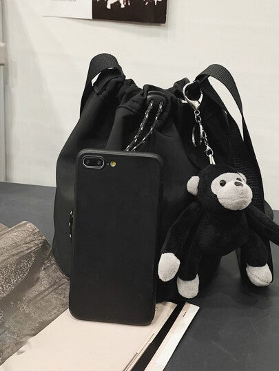 حقيبة كتف صغيرة عاكسة للموضة للرجال، مزينة بأكسسوارات طريفة، هدايا للسفر والإجازات، تصميم جيب وسحاب كتف، متعددة الاستخدامات كحقيبة لابتوب أو للطلاب أو للتخييم ذات سعة كبيرة، حقيبة هولدال جلدية سوداء للسفر والإجازة