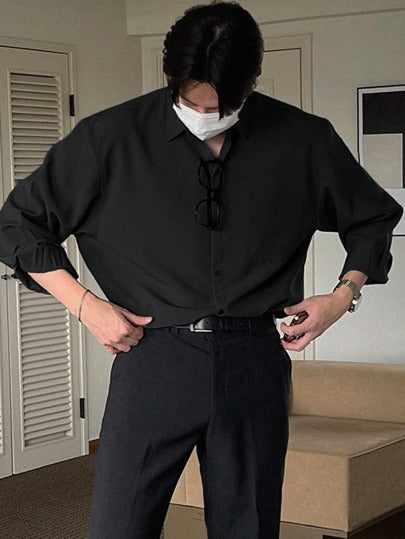 DAZY قميص رجالي أكمام طويلة بجيب مرقع لون سادة