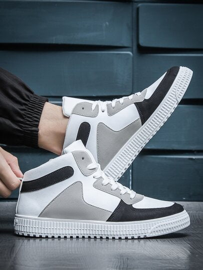 أحذية التزلج الرجالية متعددة الألوان بنمط كتل اللون ذات ربطة الأمام، أحذية رياضية رجالية عالية الأعلى أبيض وأسود بتصميم كتل اللون، أحذية للرجال الشارع