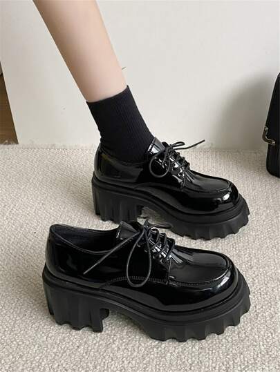 أحذية أوكسفورد حريمي حذاء أكسفورد ذو منصة أمامية برباط، حذاء نسائي أسود سميك عالي الكعب بأسلوب بريطاني، حذاء عزباء جين مستدير الأصابع وسميك النعل لربيع وخريف الجديد