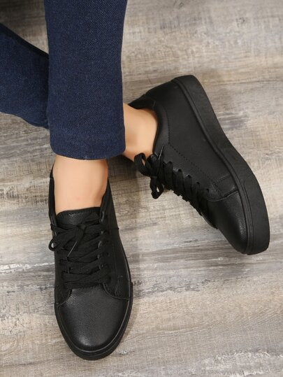 حذاء رياضي كاجوال جديد مسطح للنساء، برباط، مريح، ربيع-خريف