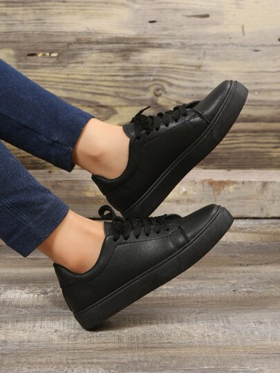 حذاء رياضي كاجوال جديد مسطح للنساء، برباط، مريح، ربيع-خريف