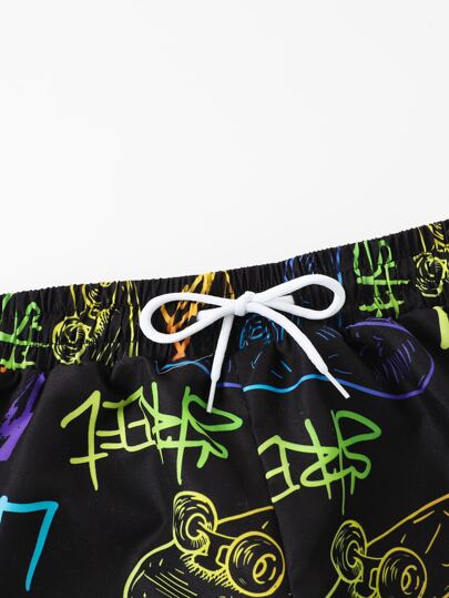 مايوه أولادي شورت سباحة للصبيان ذوي الأعمار المتوسطة برسوم الحروف والسكيت بورد ورباط خصر