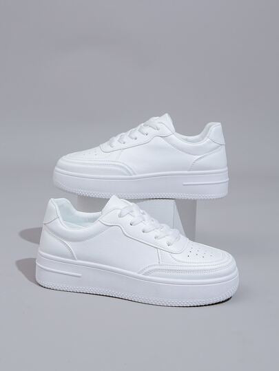 حذاء رياضي كاجوال للنساء برباط مسطح وسُمك في الأساس بطبعة ألوان متضادة بتصميم أصابع قدم مستديرة، أزياء موسم الربيع/الخريف، أحذية متعددة الاستخدامات للنساء