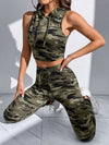 SHEIN EZwear طباعة مموه قبعة لباس علوي تانك و طماق