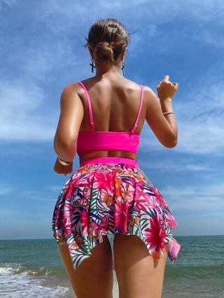 SHEIN Swim طقم بيكيني مكون من 3 قطع مع حمالة صدر ذات دفع للأعلى وسروال بيكيني وتنورة شاطئ بطبعة استوائية، صيفي شاطئي