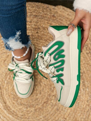 حذاء رياضي ألوان متجانسة رباط امامي امرأة