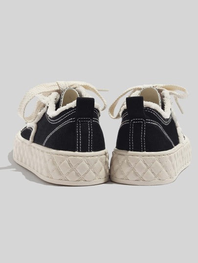 أحذية رياضية كاجوال سوداء منفذة للهواء بتصميم موضة كانفاس، أصابع مدورة، ربط بالحبال، أحذية رياضة وتزحلق، جديدة لموسم الربيع والصيف, أحذية للنساء