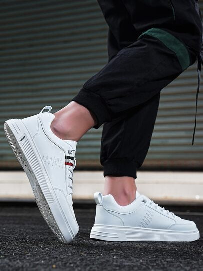 أحذية رياضية كاجوال للرجال، موضة جديدة بتصميم بسيط متعدد الاستخدامات، مريحة و تنفس وعدم الانزلاق، أحذية قصيرة الرقبة مناسبة لجميع الفصول