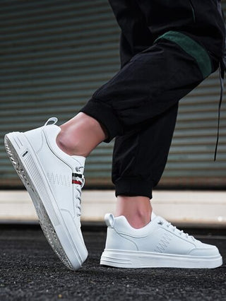 أحذية رياضية كاجوال للرجال، موضة جديدة بتصميم بسيط متعدد الاستخدامات، مريحة و تنفس وعدم الانزلاق، أحذية قصيرة الرقبة مناسبة لجميع الفصول