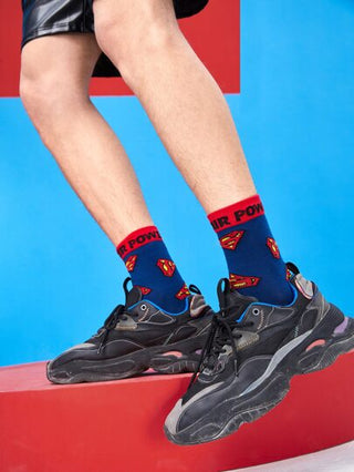 SUPERMAN X SHEIN جوارب رجالية بأحرف جرافيكية للحياة اليومية