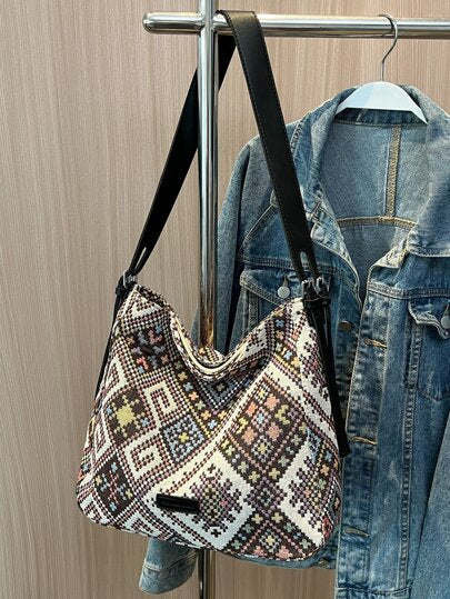 حقيبة كتف نسائية من القماش عالي الجودة بألوان متباينة عصرية وعملية