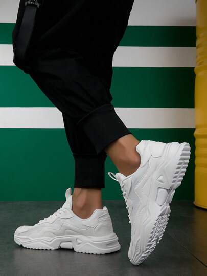 أحذية رياضية جينز للرجال ذات رباطات أمامية، أحذية رياضية سميكة من قماش لاستخدامات رياضية خارجية، أحذية بيضاء متنوعة الاستخدام للرجال