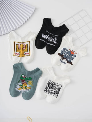 جوارب كاحل بطباعة جلد التمساح و بطباعة أحرف كاجوال الى الحياة اليومية 5 أزواج للرجال