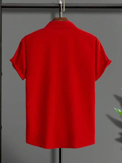 Manfinity Hypemode قميص تفاصيل مرقع بدون تي شيرت للرجال