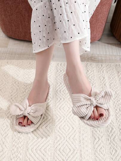 شبشب غرفة النوم مزخرف بعقدة الفراشة منزل موضة باصابع قدم مفتوح لفصل الربيع نساء