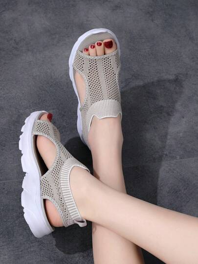 رياضي مشمش صنادل الى بتفاصيل مقصوص صنادل رياضي