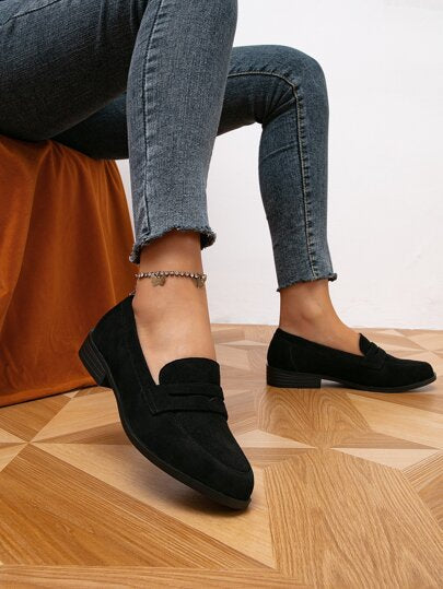 حذاء مسطح نسائي من الجلد، لون اسود، نعل غير قابل للانزلاق، وسادة قدم ناعمة، حذاء عاري القدم عارض للمنزل والمكتب.رمضان