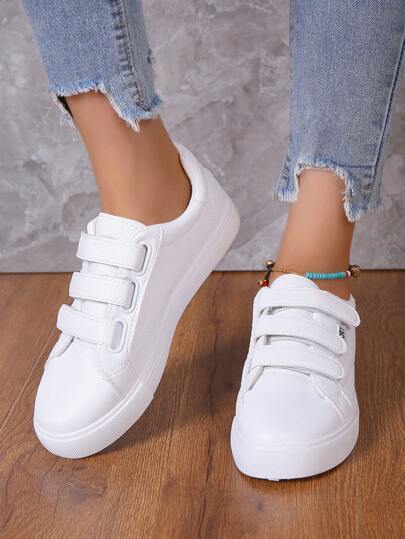 أحذية رياضية كاجوال للنساء بمقاسات كبيرة 2024