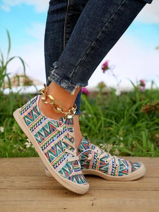 أحذية كاجوال رياضية نسائية جديدة ذات موضة عصرية، ناعمة ومريحة، كلاسيكية متعددة الاستخدامات، برباط دائري، مناسبة للارتداء، وقابلة للمشي بسهولة