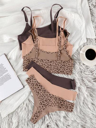 Shein Underwear&Sleepwear Basics مجموعة لانجري صدرية وملابس داخلية نسائية بطبعة فهد 3 حزم