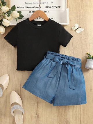 girls-sets بنت طفل تي شيرت بلون موحد & خصر عالي بالتجاعيد شورت بحزام