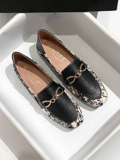 أحذية أوكسفورد حريمي Mengshangli أحذية لوفر نسائية منبسطة كاجوال بدون رباط، أحذية زوارق من الجلد على الطراز البريطاني الأنيق