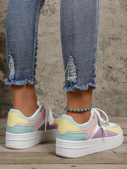 أحذية كاجوال سميكة الوحدة بنمط كعب رباط للنساء، بسنيكرز منصة مقاومة للماء موضة، أبيض