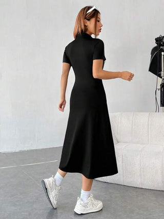 فساتين حريمي EZwear فستان بطباعة أحرف بعنق بولو