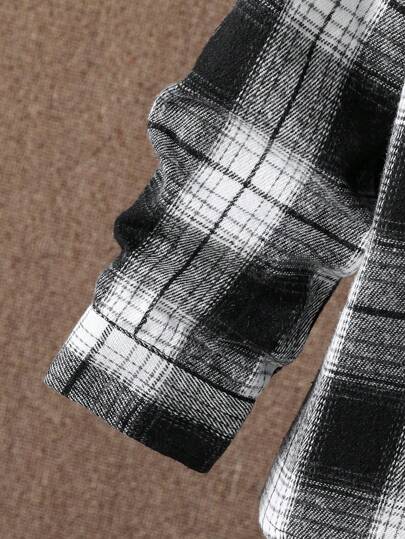 SHEIN قميص طباعة مربع النقش بدون تي شيرت ولد طفل