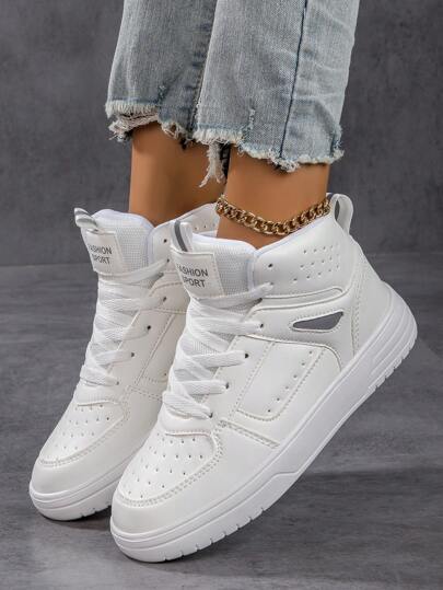 أحذية نسائية كاجوال - أحذية رياضية، أحذية بأربطة مريحة ذات نعل وبطانة ناعمة ، أحذية مناسبة للتزلج بكعب منخفض، أحذية عصرية خفيفة الوزن مناسبة للارتداء اليومي