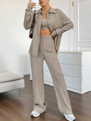طقم حريمي قطعتين EZwear ملابس علوية أزرار أمامية بلون سادة و توب بحزام قصير و بنطال، ملابس علوية أزرار فضفاض بلون خاكي مع كتف متدلية وحزام للسيدات، ملابس علوية وبنطال طقم لم سيدات، ملابس يومية عصرية للربيع والخريف