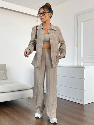 طقم حريمي قطعتين EZwear ملابس علوية أزرار أمامية بلون سادة و توب بحزام قصير و بنطال، ملابس علوية أزرار فضفاض بلون خاكي مع كتف متدلية وحزام للسيدات، ملابس علوية وبنطال طقم لم سيدات، ملابس يومية عصرية للربيع والخريف