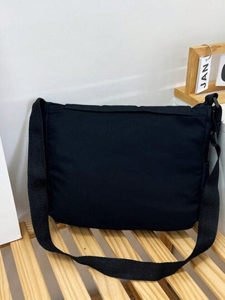 حقيبة كروس من النايلون مطبوعة بنجمة واحدة للمراهقات مع غطاء قلاب وحقيبة حمل ذات سعة كبيرة