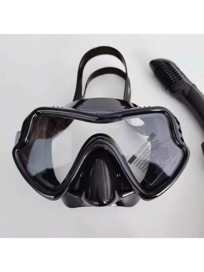 مجموعة واحدة من معدات الغطس للبالغين، بما في ذلك قناع الغطس وأنبوب التنفس ونظارات السباحة المصنوعة من الزجاج المقسى وقناع الغطس لكامل الوجه للغوص