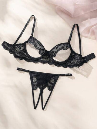 Classic Sexy مجموعة ملابس داخلية للنساء بمظهر جذاب من الدانتيل المفتوح