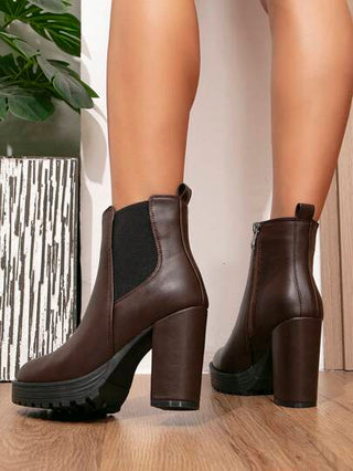 Bootsتشيلسيأسلوبيأوروبيوأمريكيذوأصبعدائري،أحذيةنساءذاتكعبعالٍمقاومةللماءمنصةسميكةالكعب،أحذيةموضةسوداءأنيقةمناسبةللحفلات والمهرجانات والأعراس، مع شريط من الراين وتزيين الأقواس