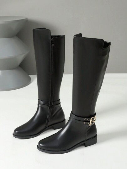 الأحذية الطويلة النسائية المريحة ذات الكعب السميك والرأس المستدير، بوت جزمة مصممة للتنانير المحكمة، زيبر جانبي وحزام معدني كديكور، لارتداء مع السترة ، للاستخدام الشتوي