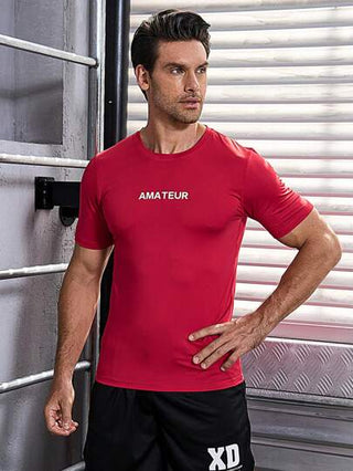 Manfinity Sport Corelite قميص رياضي رجالي مطبوع عليه حروف