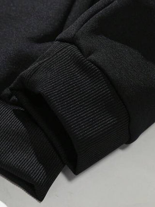 Manfinity Homme جاكيت بومبر مبطنة حرارية مطبوع عليها رسومات حرفية للرجال للخريف والشتاء، جاكيت دافئة باللون الأسود للخروج ، جاكيت قصيرة كاجوال مطبوع عليها حرف بأكمام طويلة من الفلانيل، هدية لأصدقاء وأزواج وخطباء