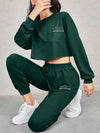 SHEIN EZwear مجموعة قطعتين للنساء تتألف من بلوزة مطبوع عليها حروف مقتصرة وسروال طويل