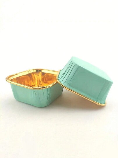 50/25كوب ورقي مربع المشكلة مقاوم للدهون بحافة مزورة مع غطاء، قالب كعكة مقاوم للحرارة للخبز، كعكة الحفل، عيد الميلاد، الهالوين