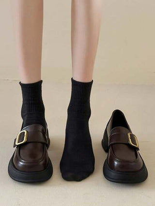 أكسفورد كاجوال سميك الكعب للنساء، من الجلد الأسود البريطاني، موديل 2025 متعدد الاستخدامات بنقرة واحدة مع إبزيم معدني