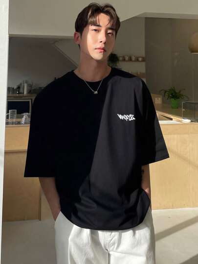 DAZY تيشرت ذو طبعة حرفية للرجال لفصل الصيف