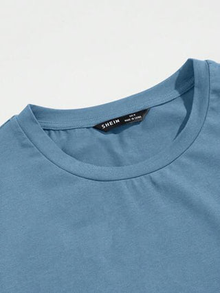 SHEIN مجموعة ملابس منزلية منسوجة طبع نسر للرجال بأكمام قصيرة وسروال