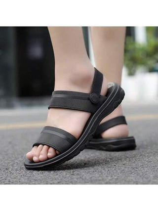 صنادل قابلة للارتداء الثنائي ذات النعل الناعم والخفيف للرجال، موديل 2025 الجديد، أحذية شاطئ عادية